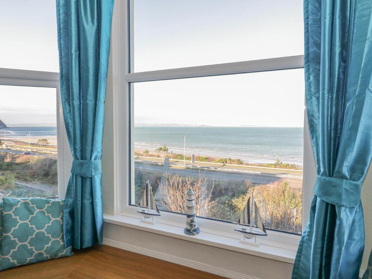 Llys Madoc, First Floor Flat Apartment Penmaen-mawr Екстериор снимка